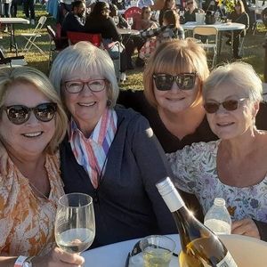 Meet your Posher, Kay